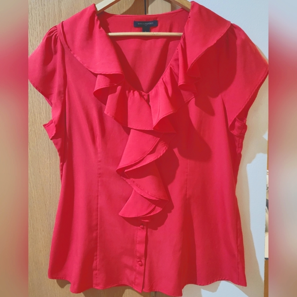 Ruffle top